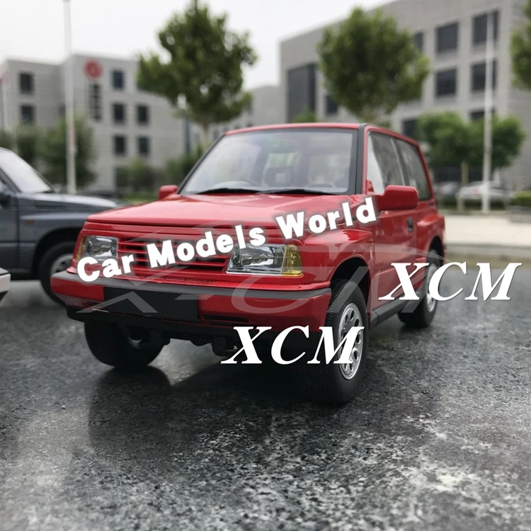 Литая модель автомобиля для Vitara Escudo RHD(красный) 1:18+ маленький подарок