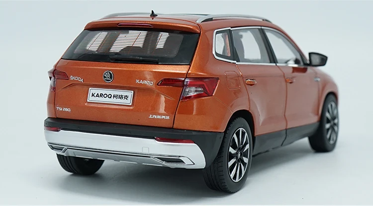 1:18 литая под давлением модель для Skoda KAROQ Sport line оранжевый внедорожник сплав игрушка автомобиль коллекция оригинальная коробка
