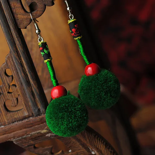 Ethnic jewelry handmade Chinese wind traditional vinatge plush balls dangle earrings green New embroidery lace | Украшения и