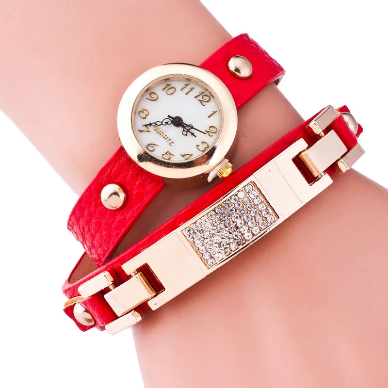 Женские кварцевые часы с кожаным ремешком повседневные золотым покрытием в