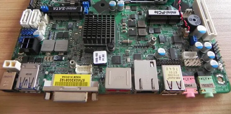

Плата IMB-183 LGA1150(H81)