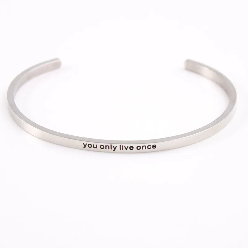 Браслет манжета из нержавеющей стали с выгравированным мотивом Мопса|mantra