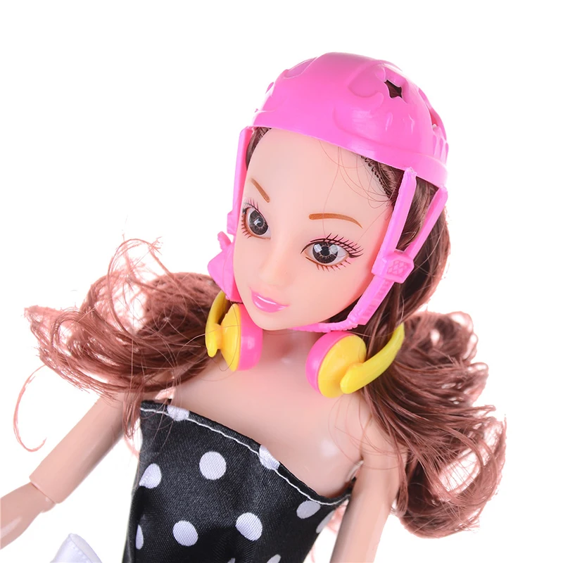 

4PCS/Set Roller Skate Fancy Doll Shoes+headset+helmet Toy Roller Play Accessories Dolls Decorative Toy For Babi Kids Girls