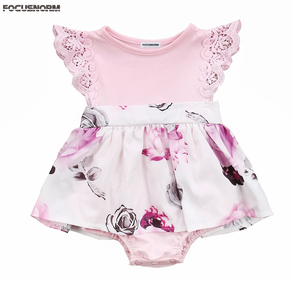 Милое семейное платье Одежда для маленьких девочек кружевное с цветочным