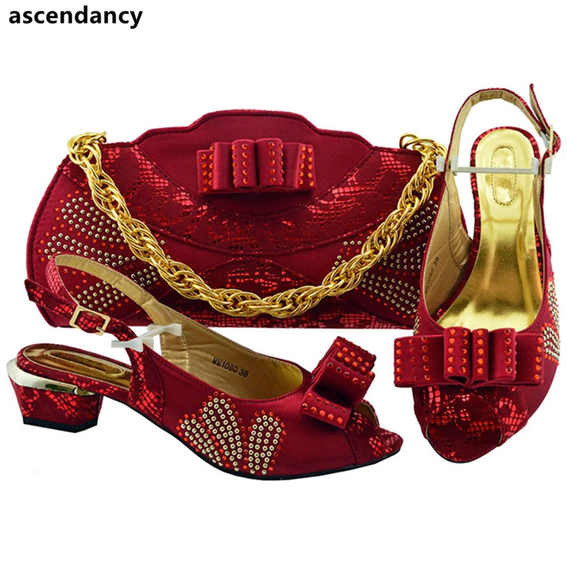 Женские итальянские вечерние туфли лодочки и сумочка в африканском стиле