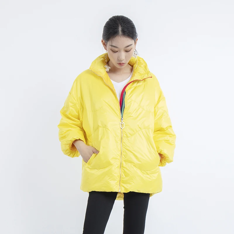 Женская легкая куртка пуховик на утином пуху зимняя большого размера в Корейском