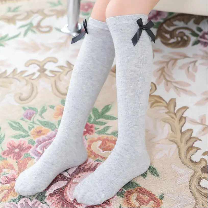 Gray Socks Милые Гольфы с бантиком для маленьких девочек, 40 см цветные шелковые носки с бантиком для маленьких девочек Полосатые носки принцессы для детей возрастом от 2 до 12 лет - Цвет: Gray Socks