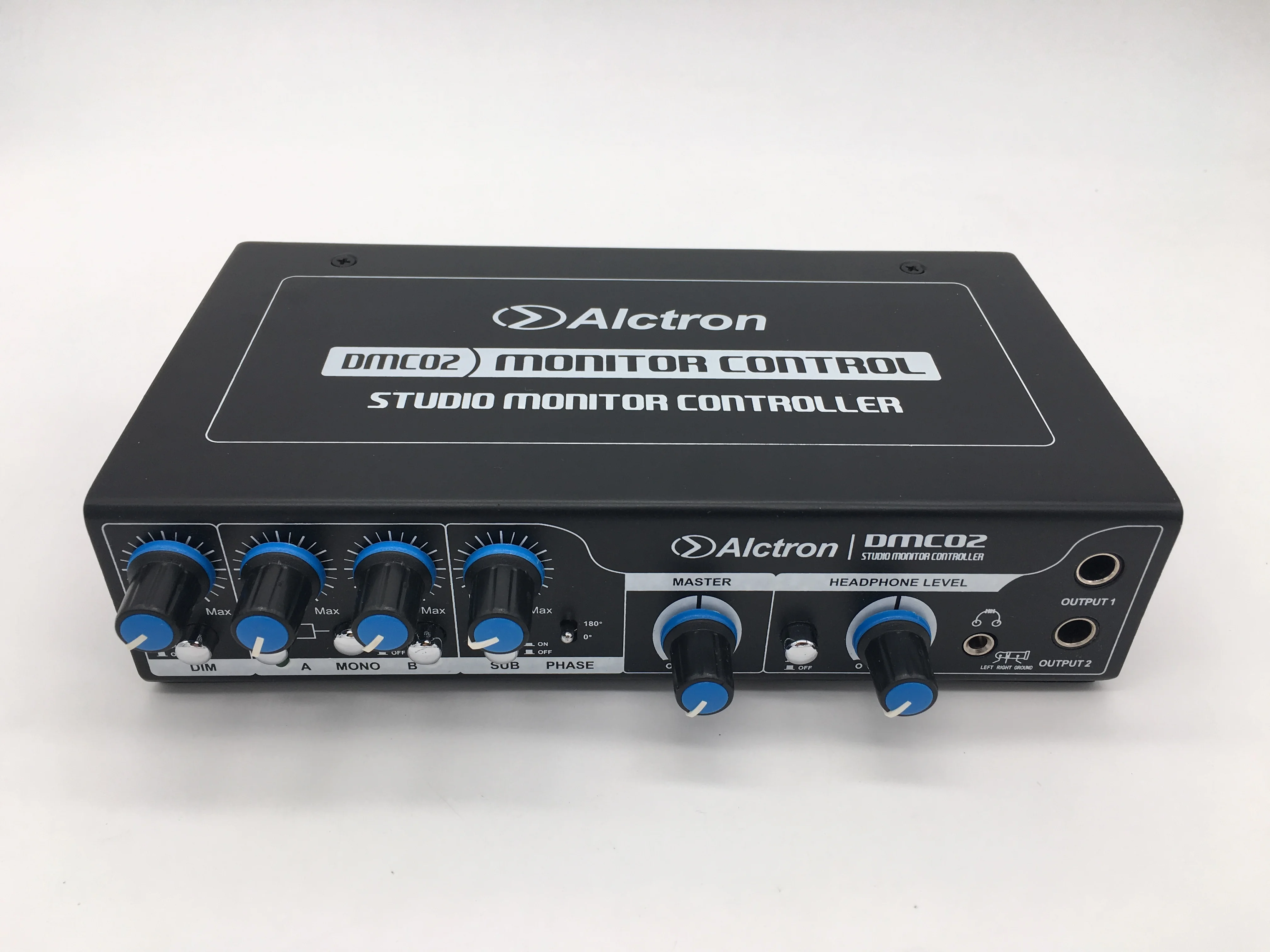 Профессиональный студийный контроллер монитора Alctron DMC02 усилитель распределения