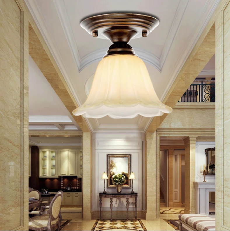 Европейские минималистичные потолочные светильники из матового стекла в