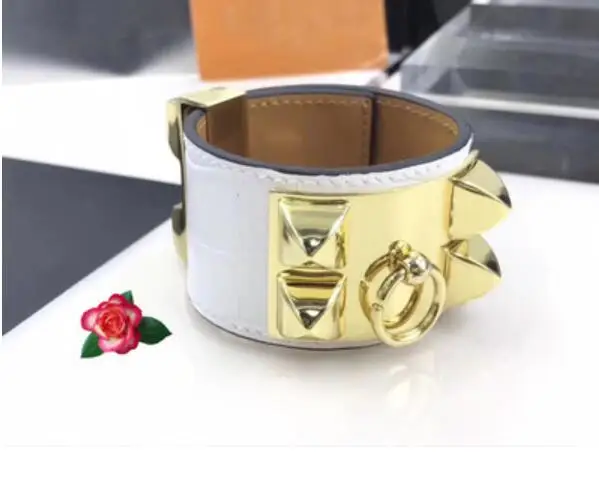 Новый тренд Классический широкий браслет с большими заклепками кожаный