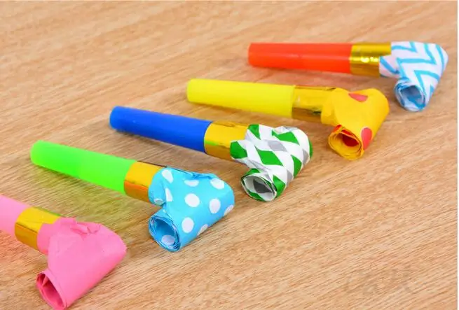 Маленькие многоцветные вечерние свистки для детей на день рождения украшения
