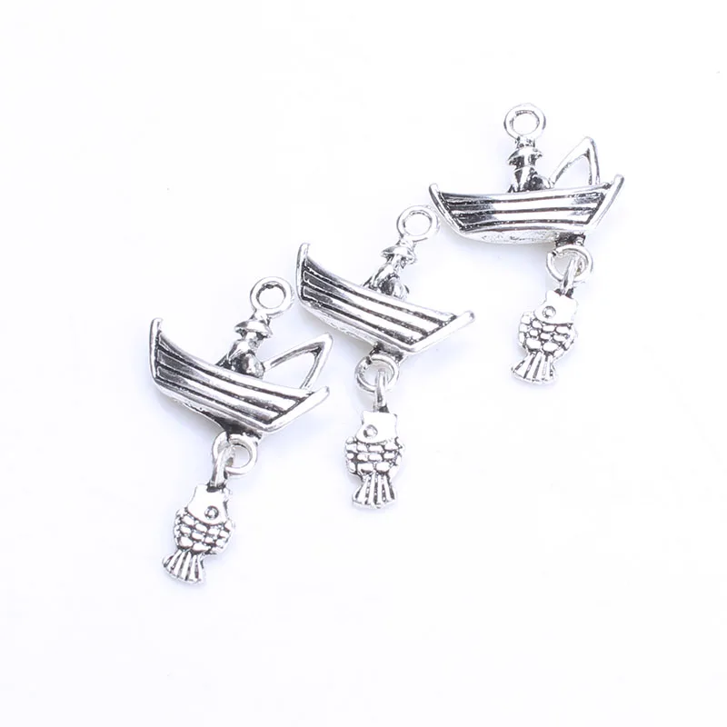 10 шт./лот рыбак сидящий на лодке рыбалка Шарм в античном стиле серебряный тон для