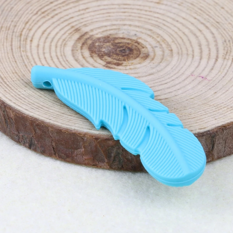 Подарок на день рождения ребенка подвеска в виде пера для кормления Силиконовая