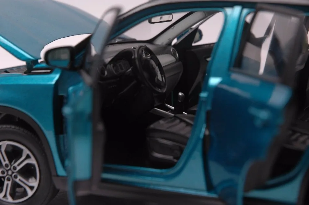 1:18 литая модель для Suzuki Vitara синий внедорожник игрушечный автомобиль миниатюрная Коллекция подарков Gran