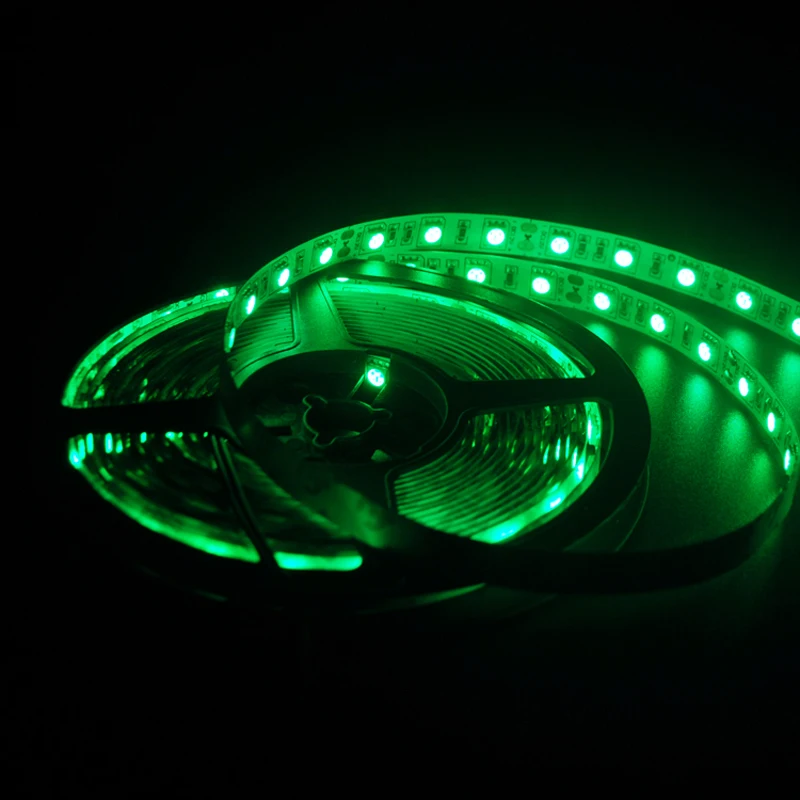 Светодиодная ленсветильник 5050 одноцветная или RGB меняющая цвет 5 метров 300 SMD5050 (60