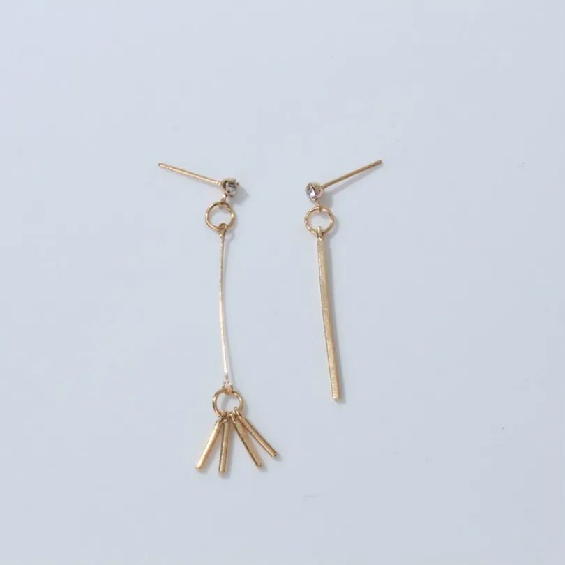 2017 корейские модные круглые серьги в форме розы женские ассиметричные с