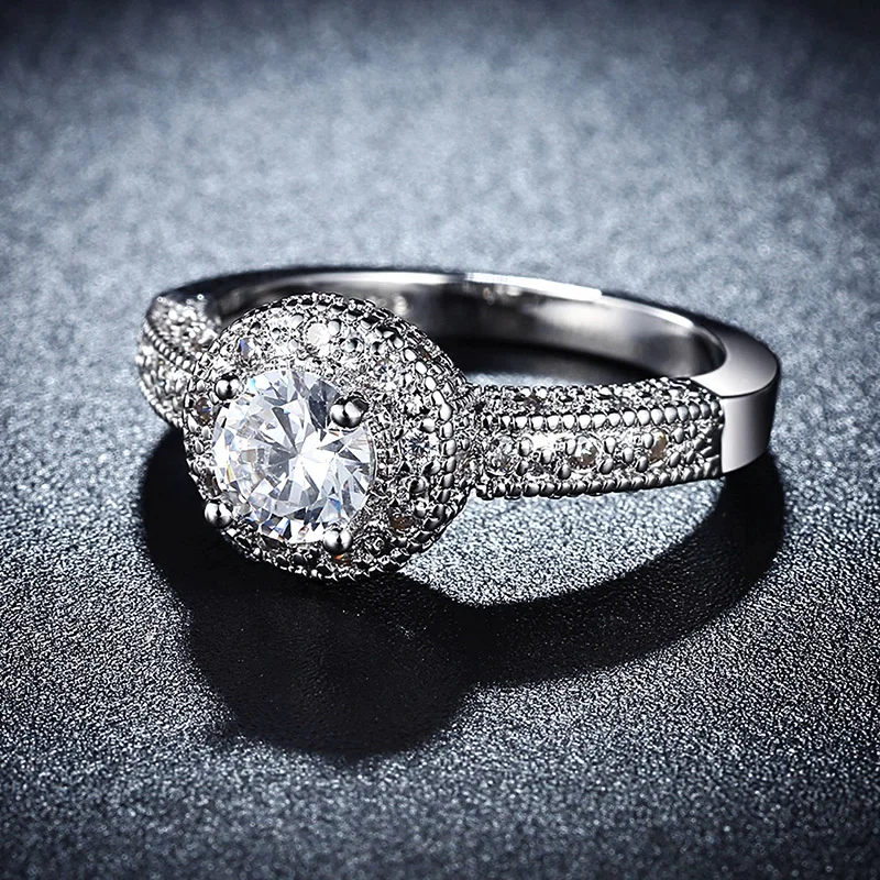 2017 Новое поступление Классическое белое золотое кольцо с фианитом для женщин Маленький кубический цирконий Выложенные модные украшения LR0813.