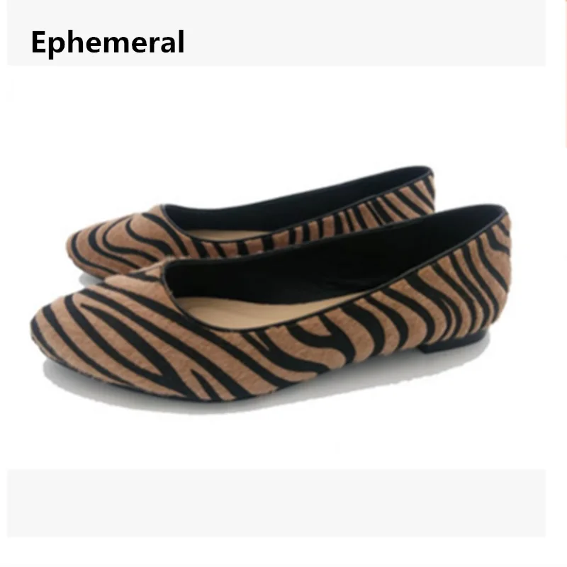 Женские туфли без каблука лоферы с леопардовым принтом и острым носком лето 2018 |