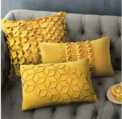 Неоклассическая желтая наволочка ручной работы декоративная для