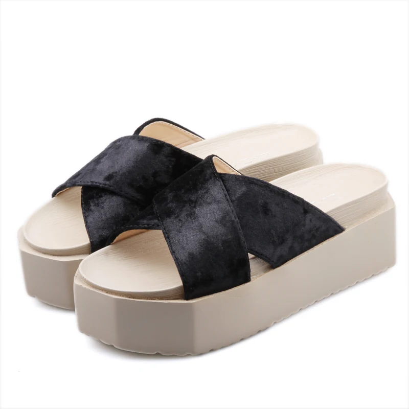 2018 Летняя женская обувь Банные Тапочки на платформе пляжные вьетнамки танкетке