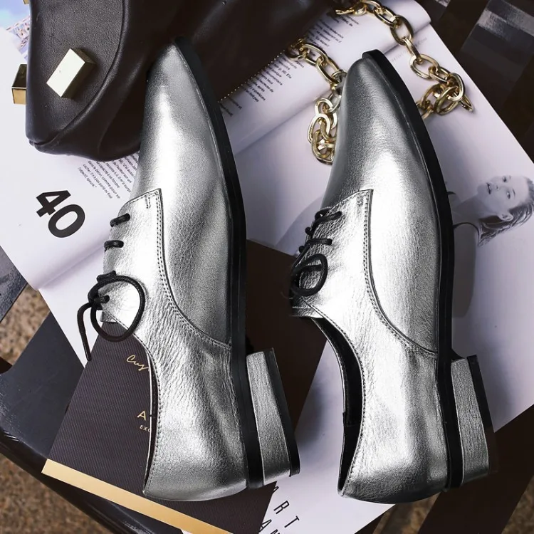 2017 Весной Новый Дерби Обувь Женская Острым Носом Босоножки Зеленый серебряный