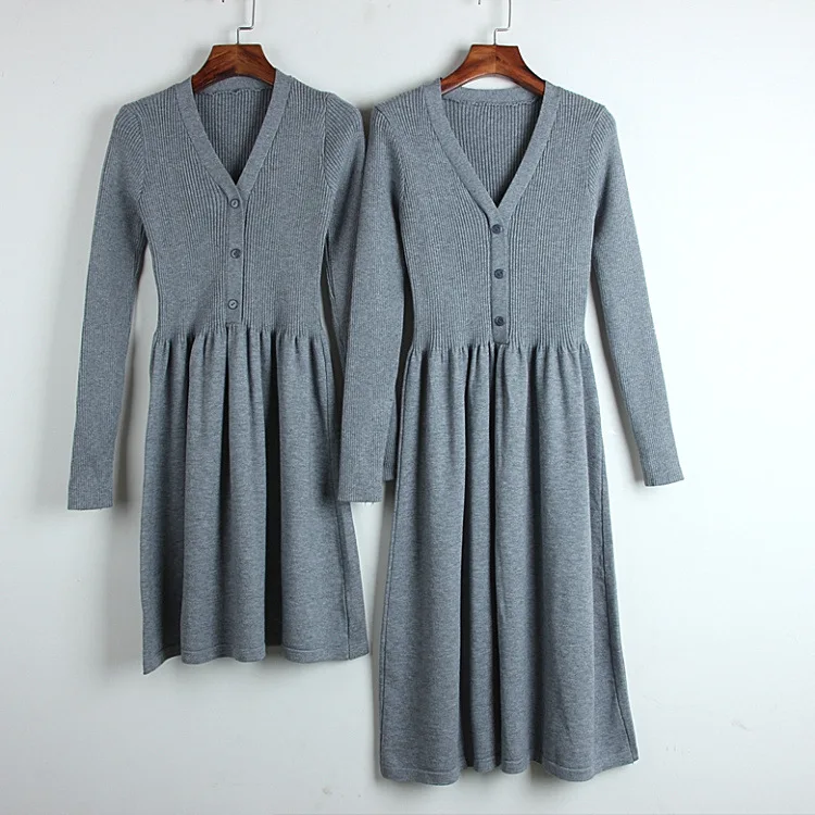 Элегантное ТРАПЕЦИЕВИДНОЕ платье свитер женское 2019 весеннее однотонное с v