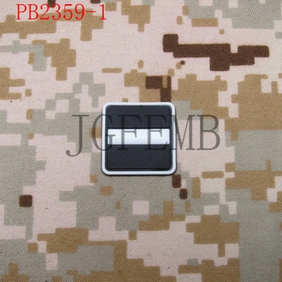 2 шт. тонкая Голубая линия флаг полиции SWAT 3D ПВХ патч - Цвет: PB2359 Luminous