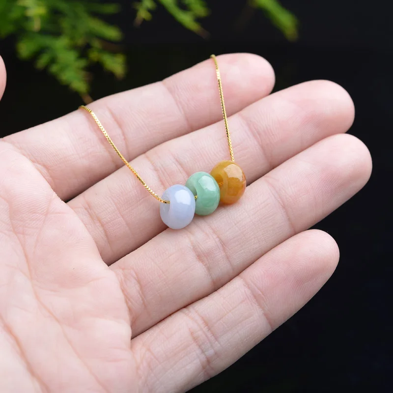 Ожерелье из натурального нефрита с подвеской в виде шара | Украшения и аксессуары