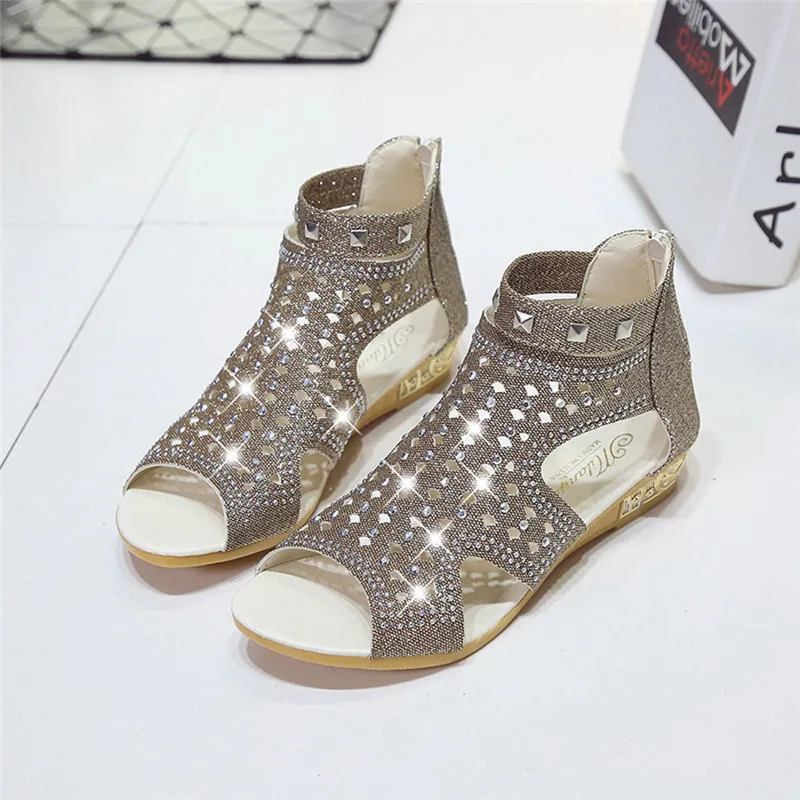 Женские сандалии в римском стиле летние на танкетке модные открытые с открытым