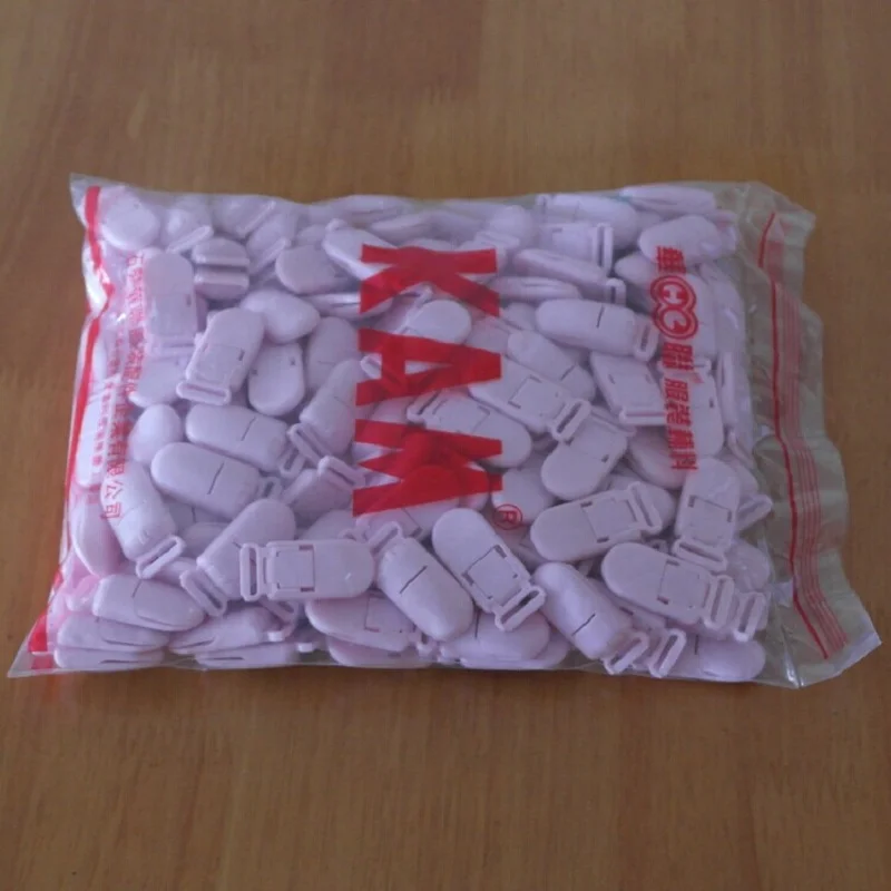 

XCQGH 30Pcs Mixed 15mm Plastic Baby Pacifier Clip Crocodile Clip For DIY Baby Pacifier Holder Nipple For Infant Attache Sucette