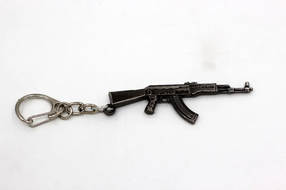 Креативные популярные игры мини AK47 модель винтовки брелок пистолет оружие металлический брелок для мужчин унисекс крутая сувенирная цепь автомобильный брелок