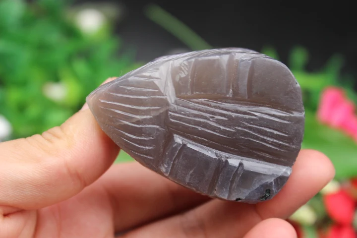 

Specimens of 93grams of natural quartz crystal violet cluster hedgehog gifts to heal A6