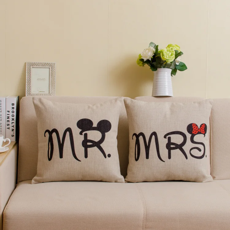 

2022 Pillowcases Romantic Pillow Case cover for Him or Her Romantic Anniversary Wedding Valentine's Gift MR and MRS