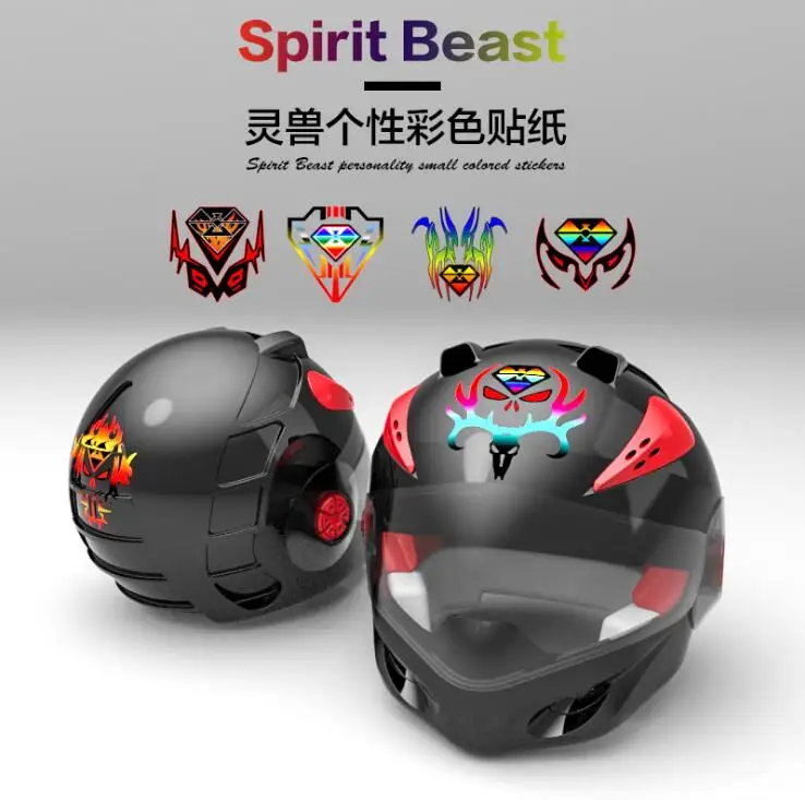 Светоотражающая мотоциклетная наклейка SPIRIT BEAST универсальная 3D на бак топлива и
