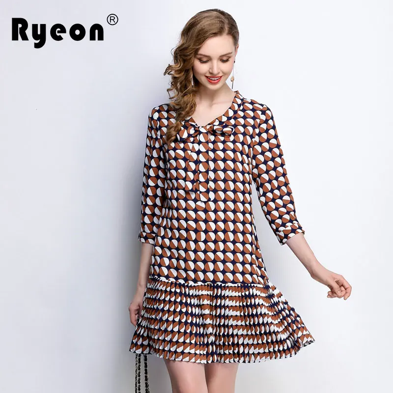 Ryeon 2018 плюс Размеры Повседневное плиссированные Для женщин Платья для в горошек