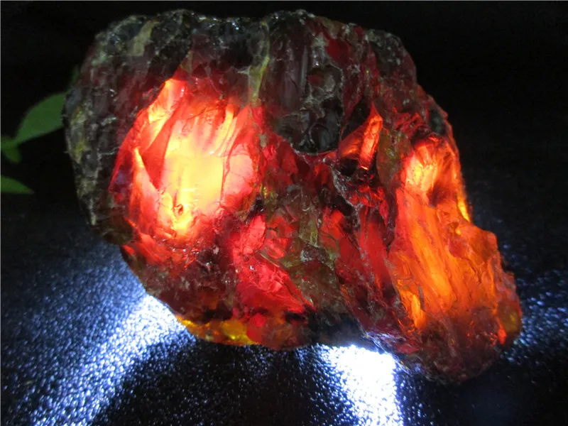 

Natural Red Blood Amber Minerals Stones Perot Blood Crystal Rock Specimens Mellite Noneystone Processing of Raw Materials
