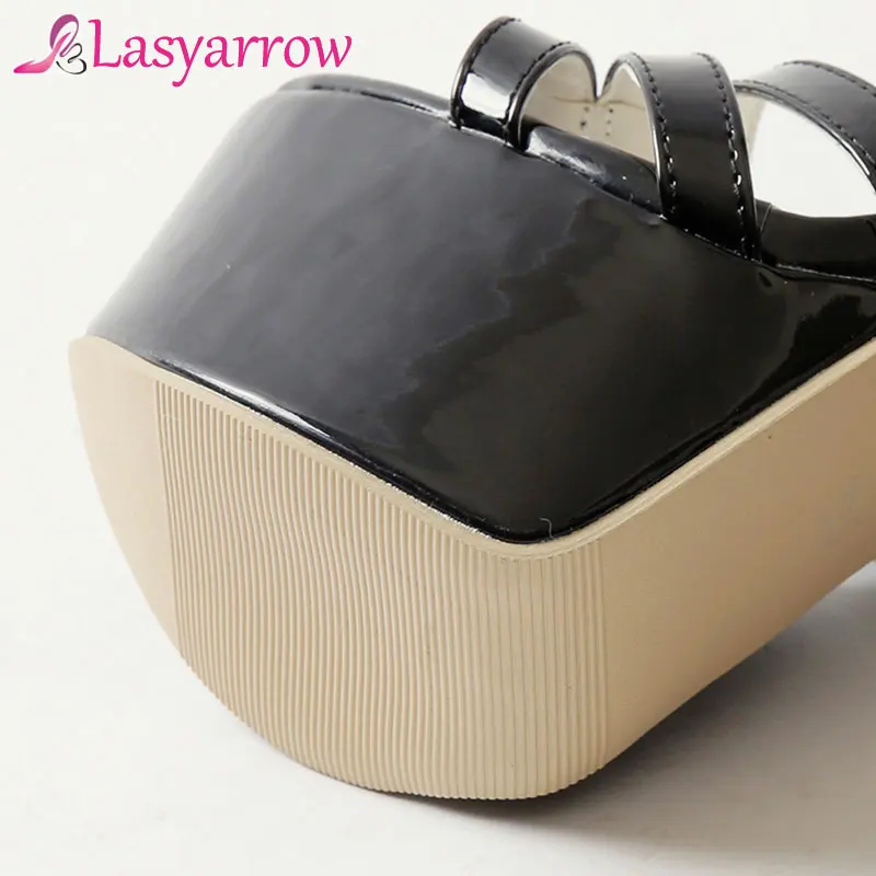 Lasyarrow/Женская обувь черного, белого и красного цвета; большие размеры 31-48 летние женские сандалии-гладиаторы на высокой шпильке с открытым носком; RM443