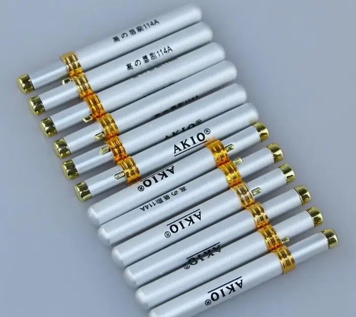 

Wholsale Metal color retractable Lip brush pen as balm Lip Gloss Brush for lipstick cosmetic brush tools make up props.