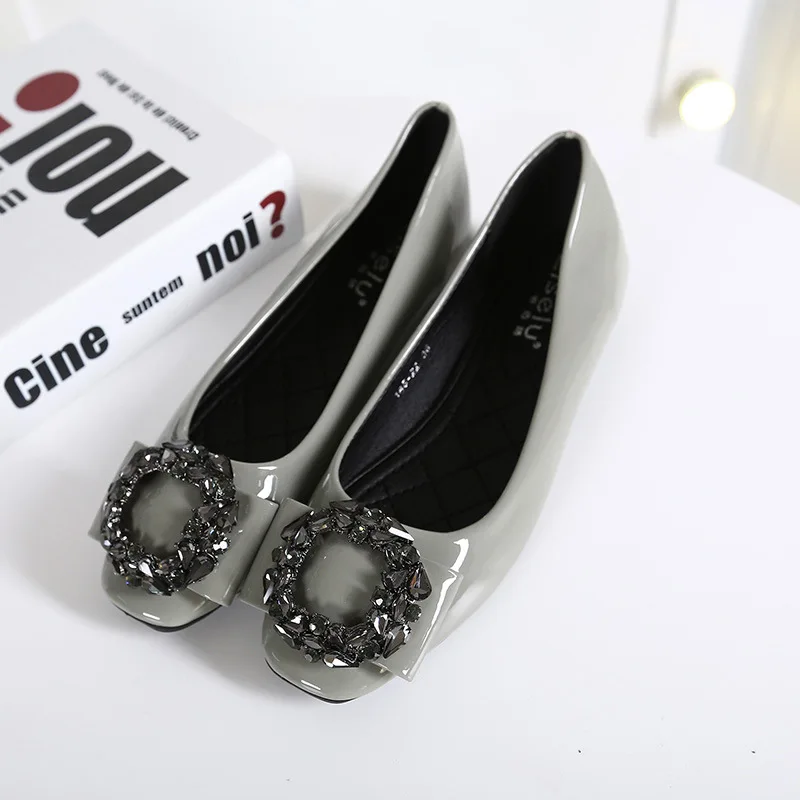 Туфли женские кожаные с квадратным носком обувь для банкетов алмазным узором