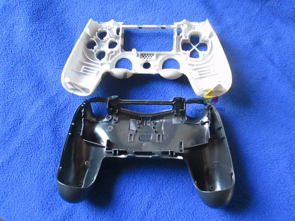 Чехол-накладка для контроллера PlayStation 4 PS4 DualShock черный белый серебристый чехол 1