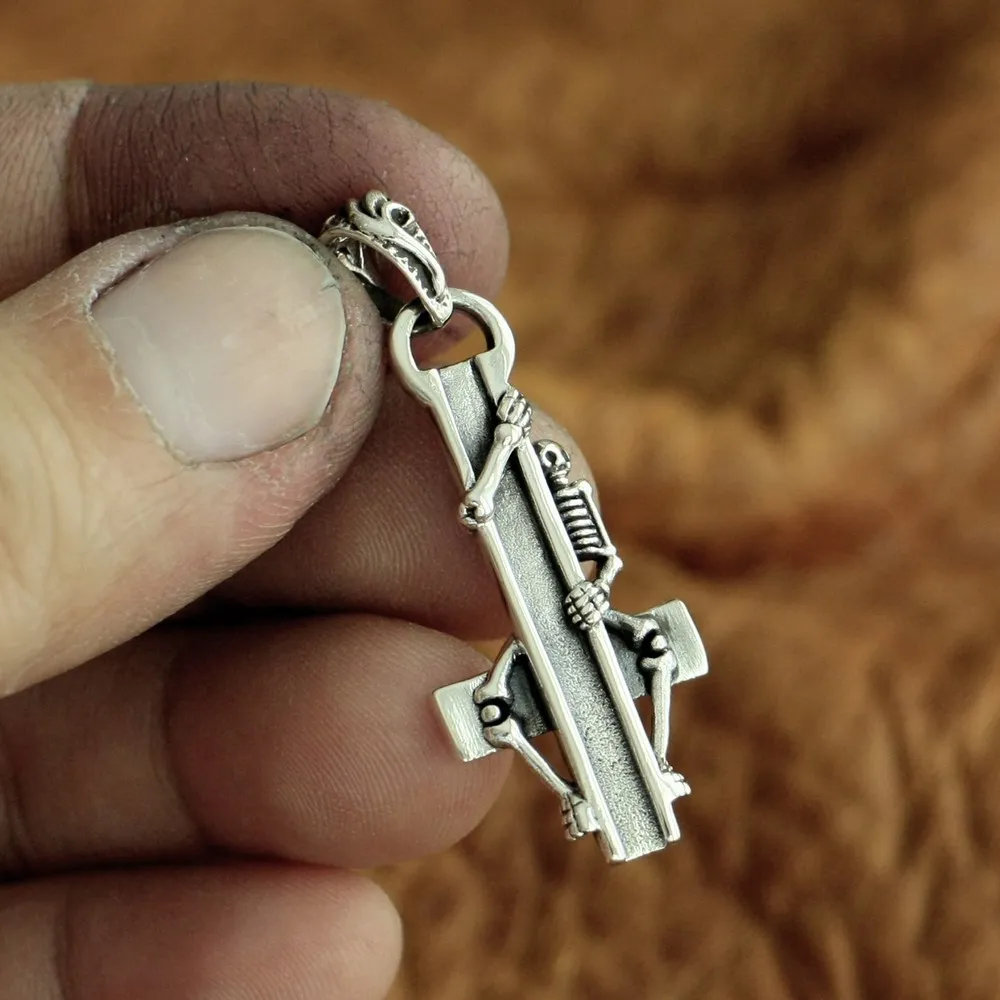 

LINSION 925 Sterling Silver Hidden Skull Cross Charms Pendant TA95