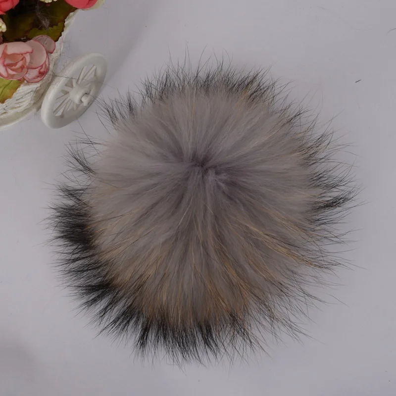 Raccoon Light Grey Настоящий помпон из меха енота мяч высокого качества меховой шар для шапки 15 см S7265 - Цвет: Raccoon Light Grey