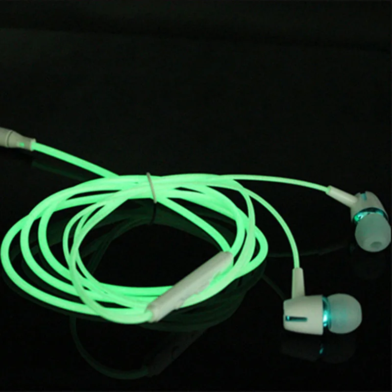 Оптовая продажа In ear спортивные наушники с микрофоном для Мобильный телефон