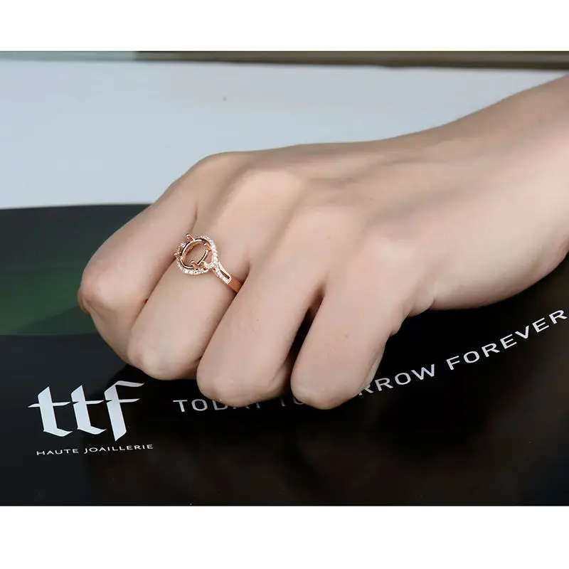 Кольцо обручальное овальное из розового золота 18 карат 6 х8 мм | Украшения и