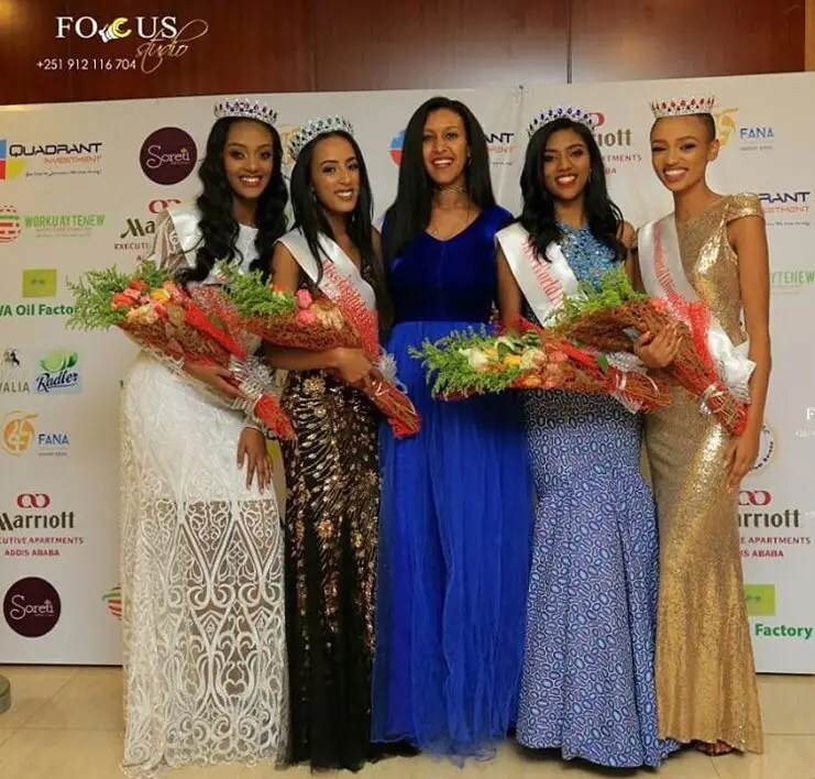 Rei Cocar de Noiva Tiara Coroa Para As Mulheres do Baile Finalistas свадебные тиары e Coroas Casamento Joias