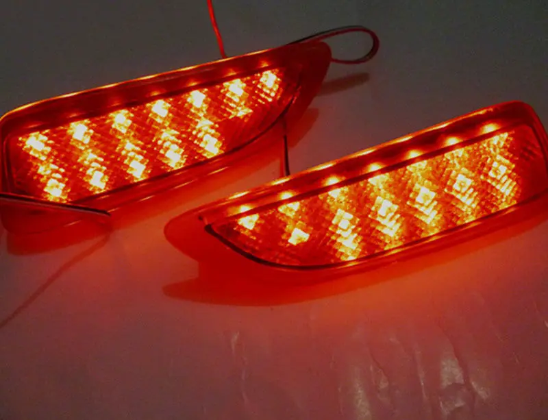 

2PCS Rear Fog Lamp Rear Bumper +Brake Light For Lexus CT200h 2011-2013 A