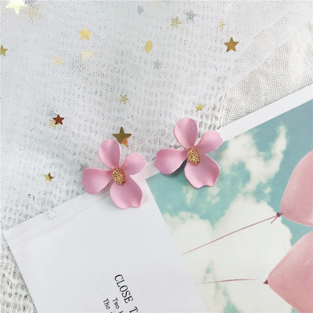 

New Fashion Sweet Earrings Femme Brinco Wholesale Jewelry Korean Style Cute Big Petal Flower Stud Earrings For Women