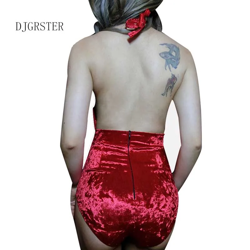 Женское трико с вышивкой и открытой спиной