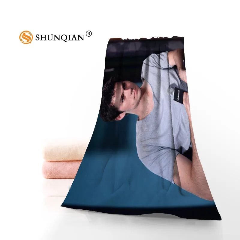 

2017 new arrival dylan o brien Face Towel/Bath Towel Custom Microfiber Fabric Towels Size 35x75cm, 70x140cm