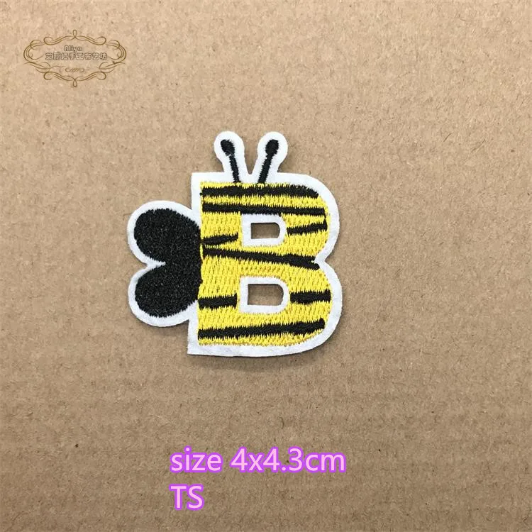 1 шт. вышитые буквы алфавита термоклейкие Мультяшные нашивки значки тканевые